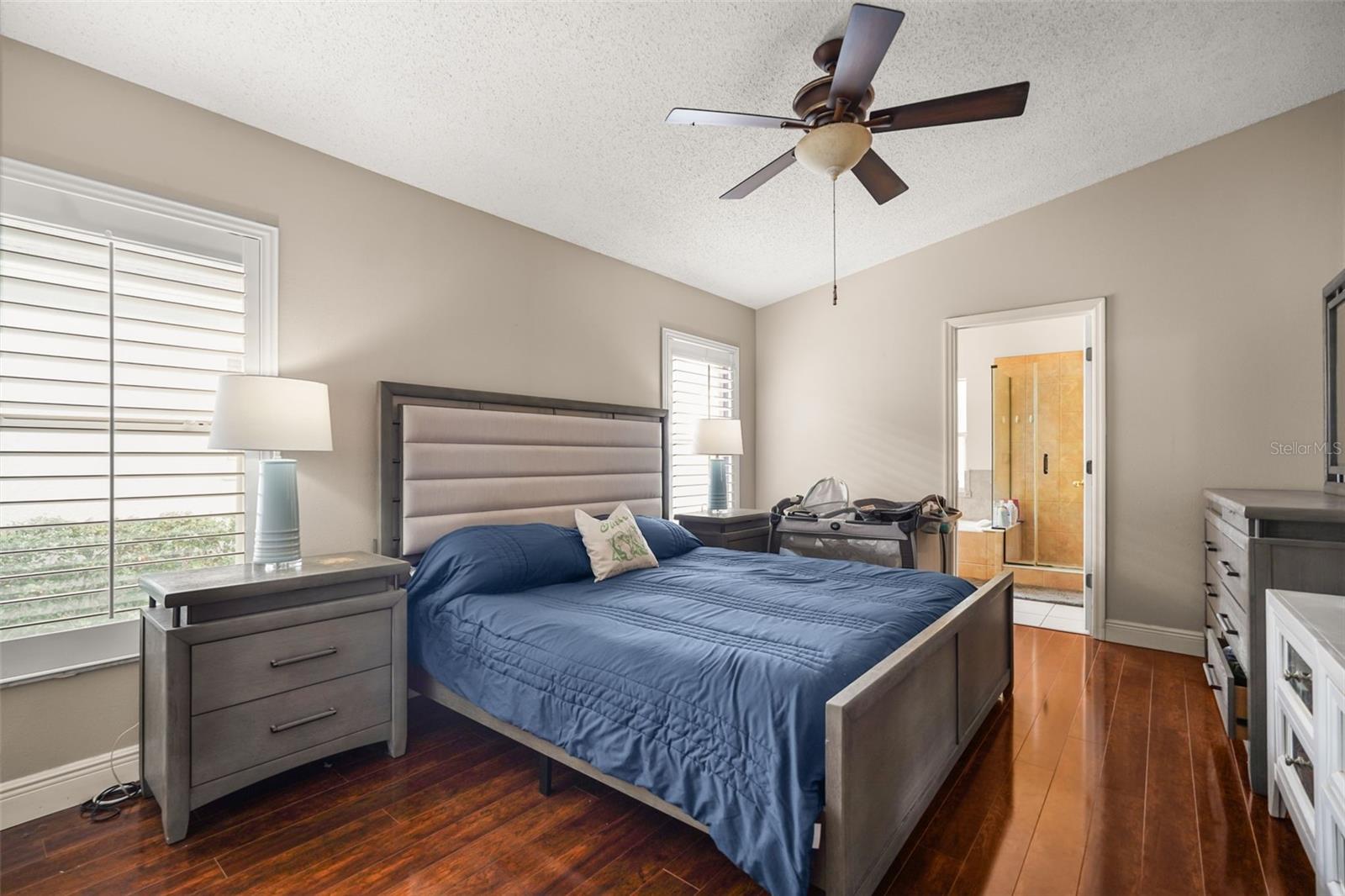 ROSE POINTE - Residential