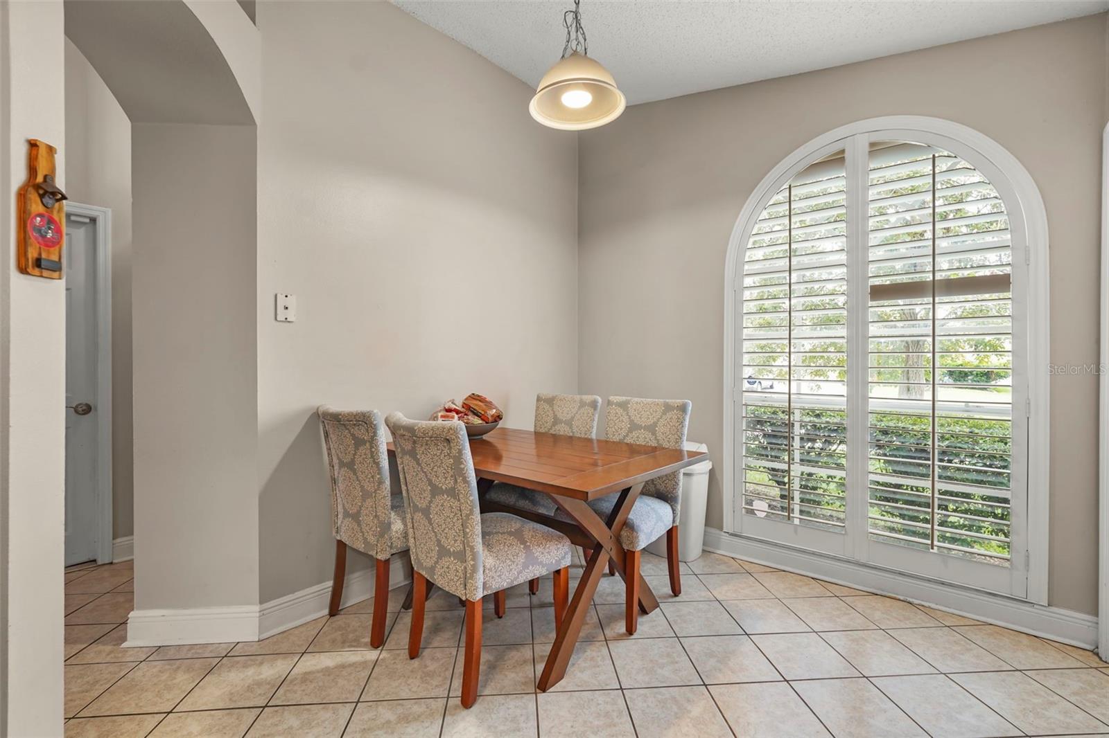 ROSE POINTE - Residential
