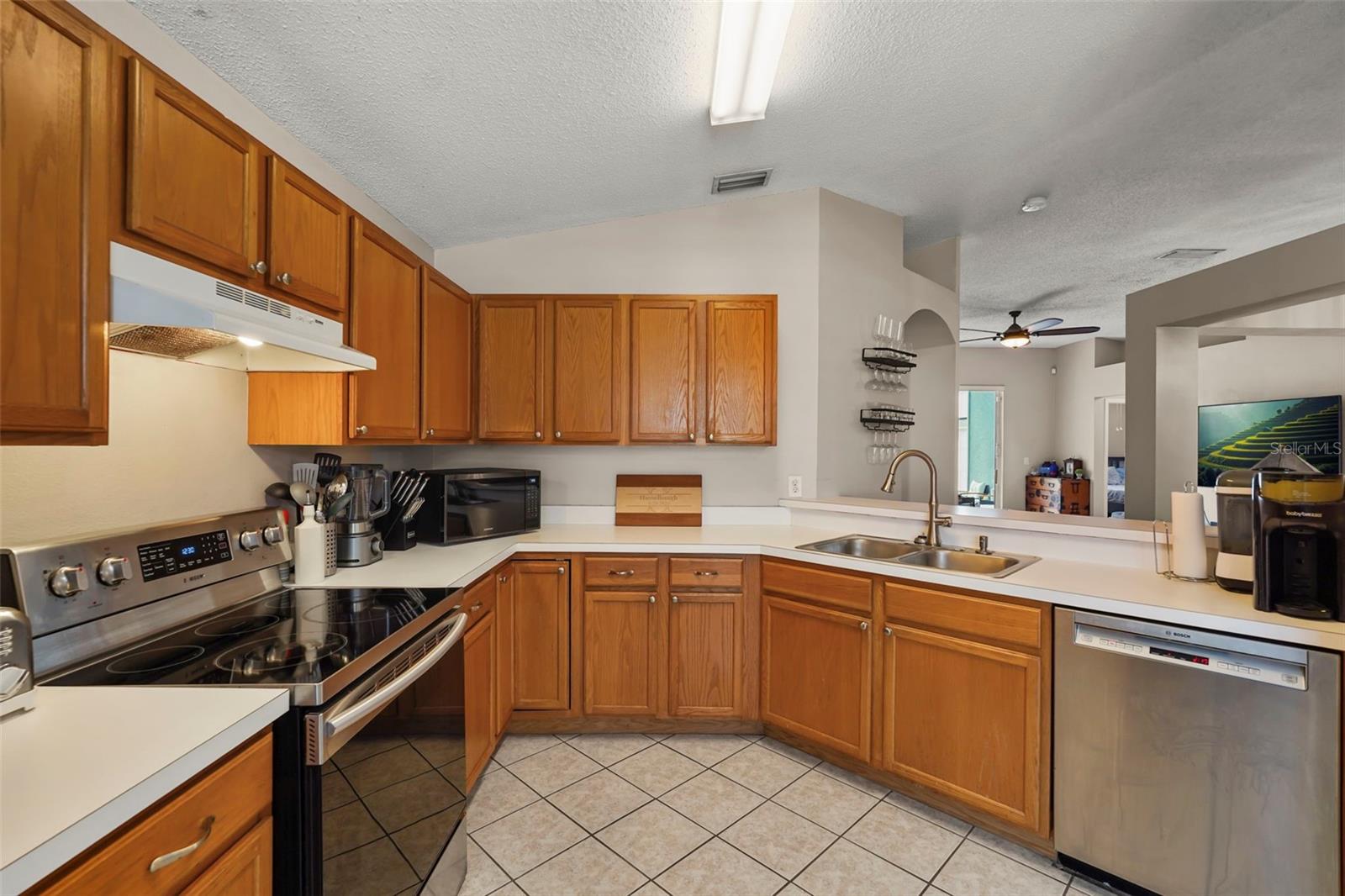 ROSE POINTE - Residential