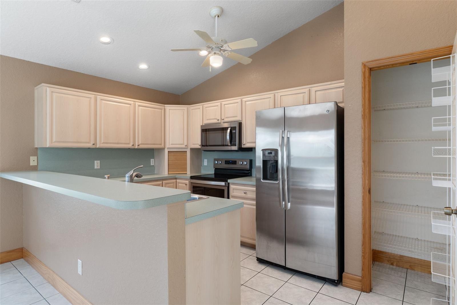 SPRING HILL - Residential
