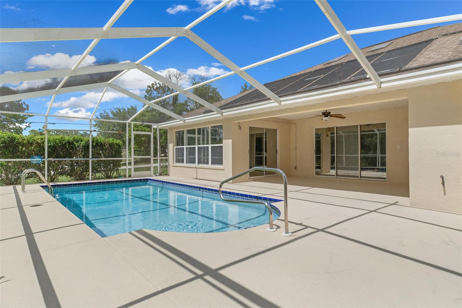 SPRING HILL - Residential