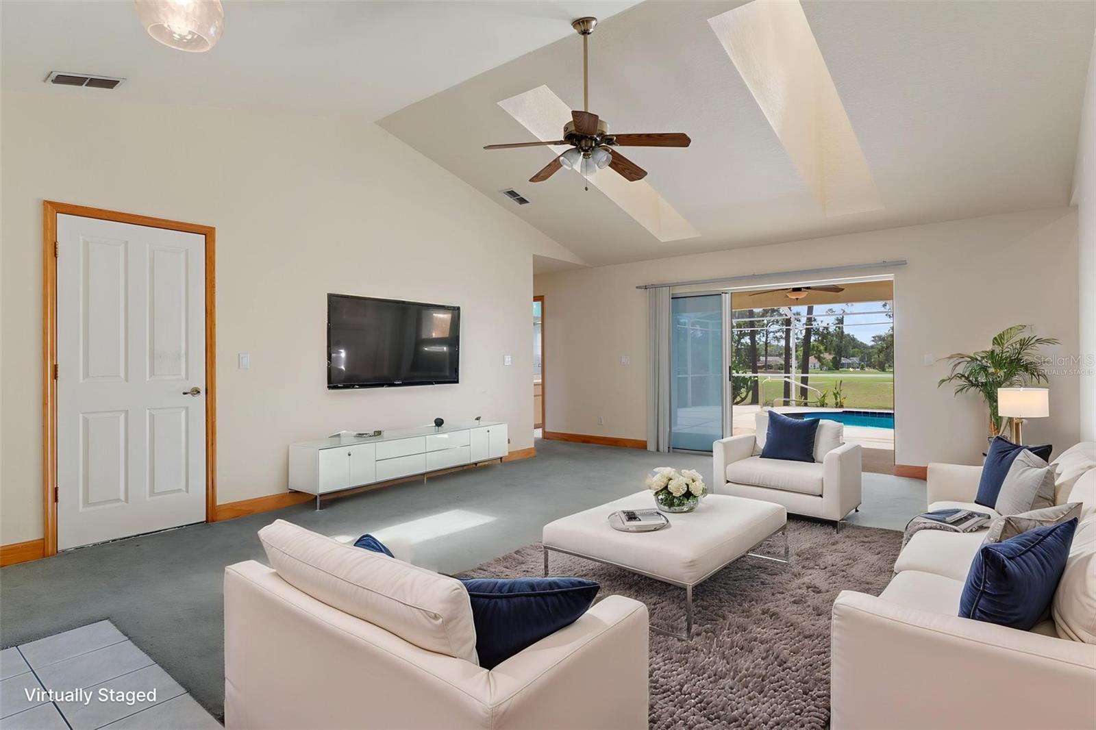 SPRING HILL - Residential