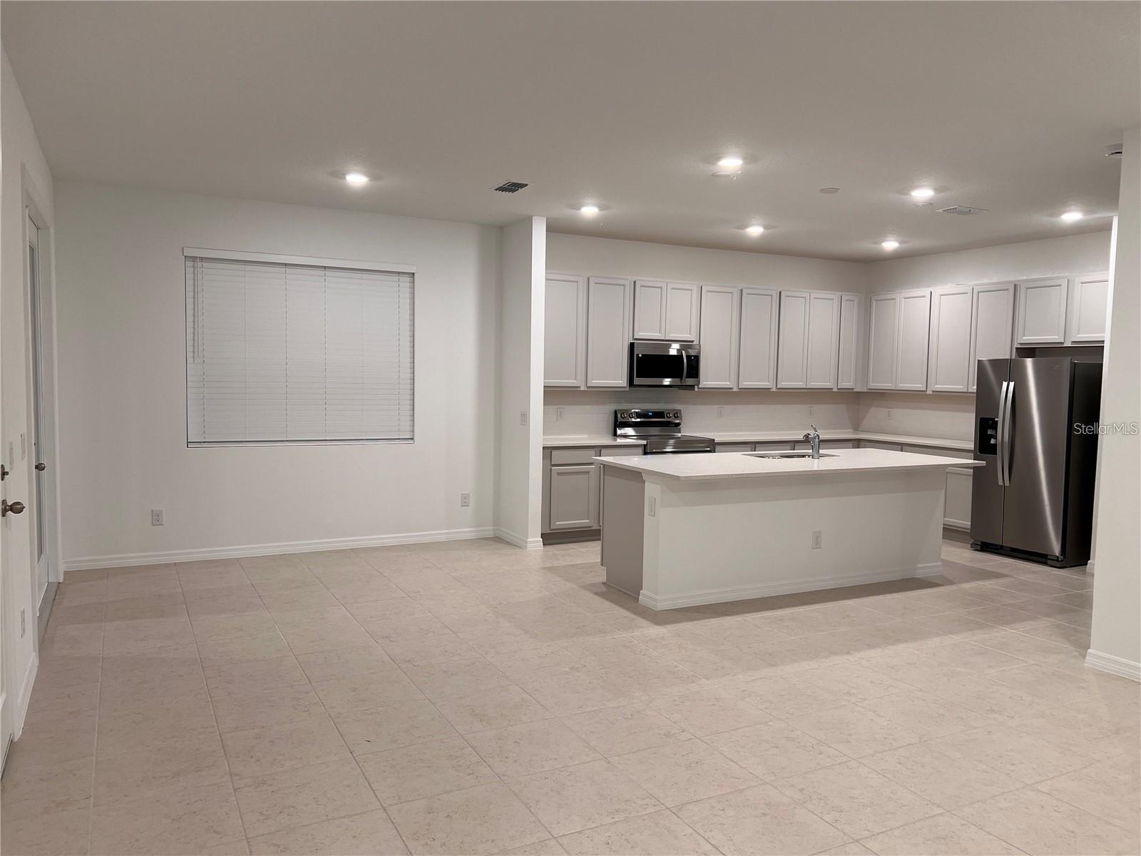 NORTHLAKE AT OVATION PHASE 1 - Residential Lease
