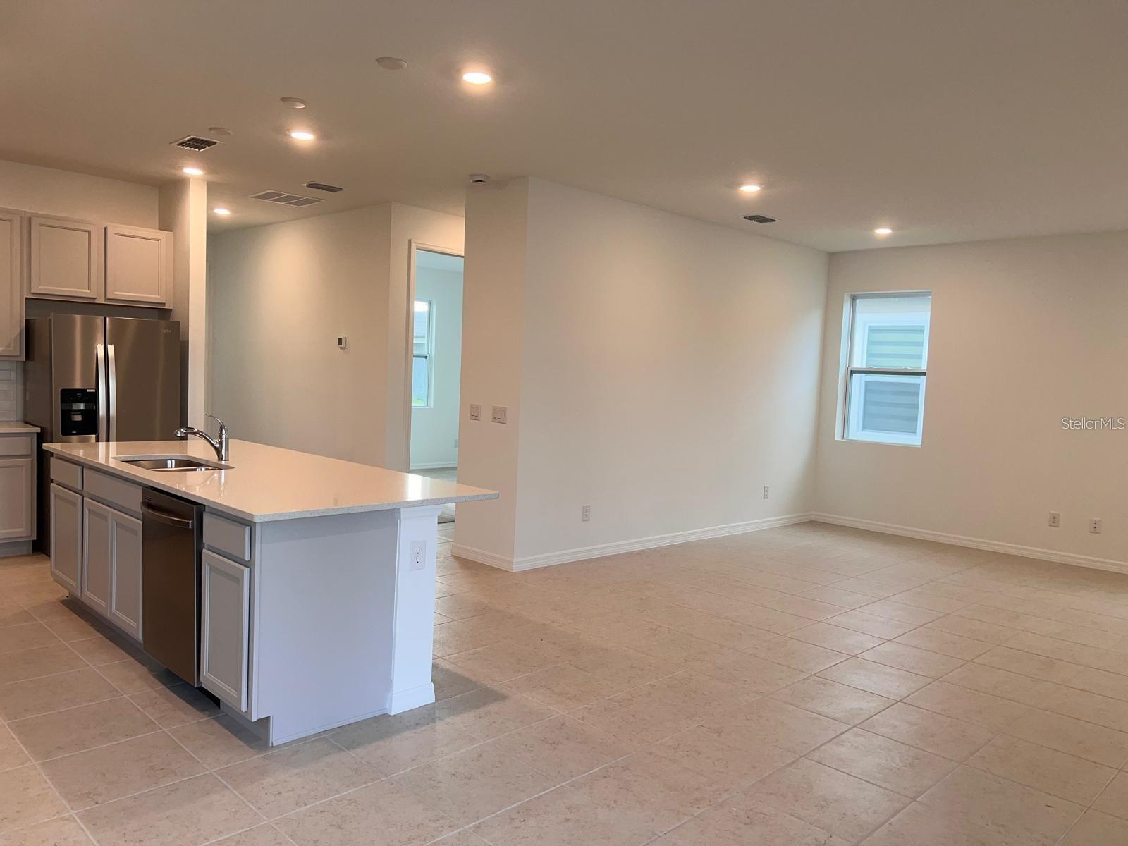 NORTHLAKE AT OVATION PHASE 1 - Residential Lease