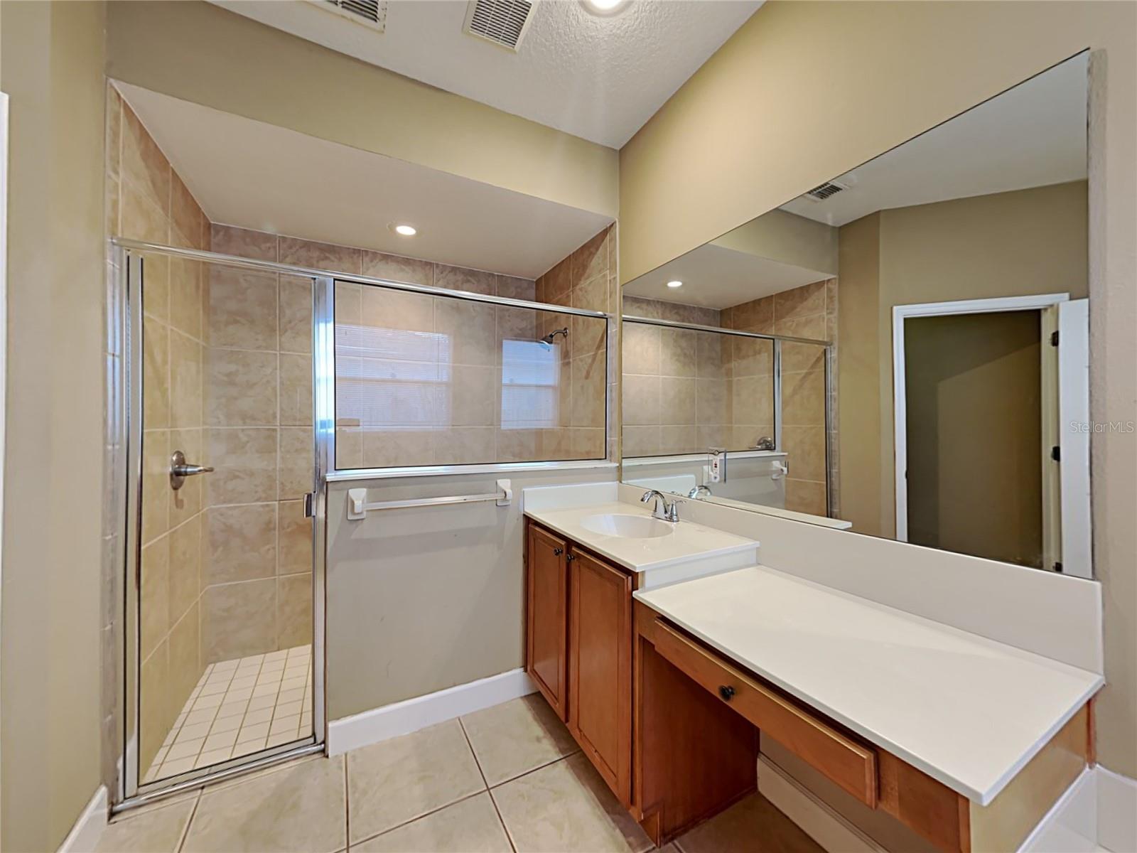 PARKSIDE AT ERROL ESTATES - Residential Lease