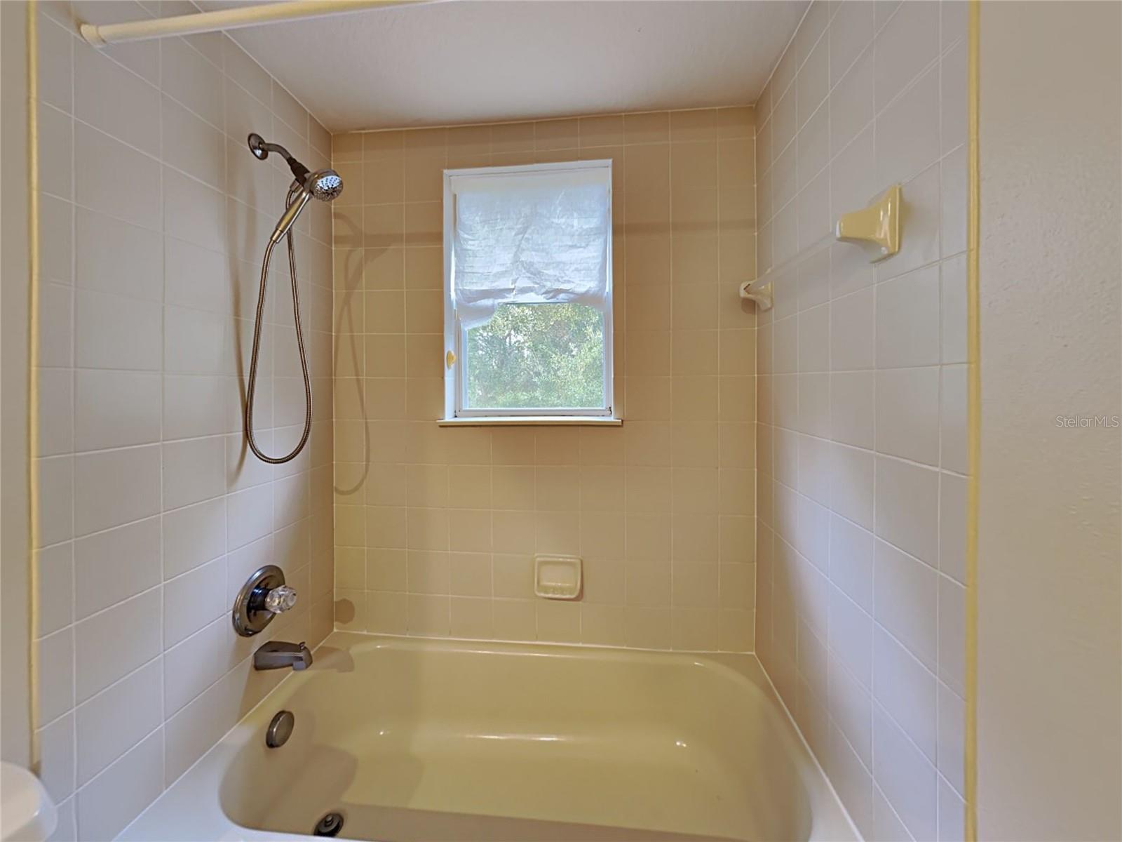 PARKSIDE AT ERROL ESTATES - Residential Lease