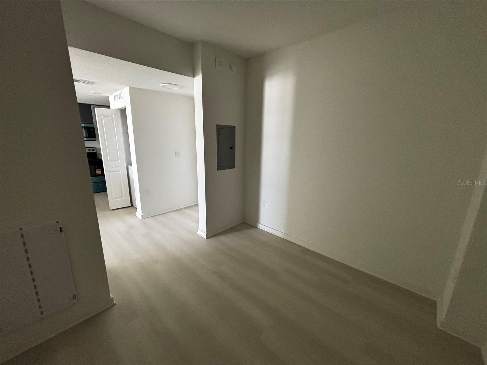 MILLENIA PK TOWER II - Residential Lease