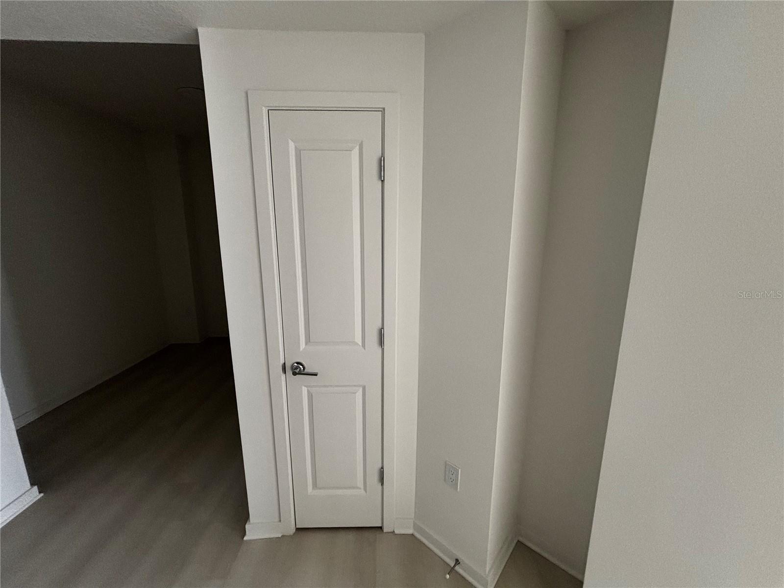 MILLENIA PK TOWER II - Residential Lease