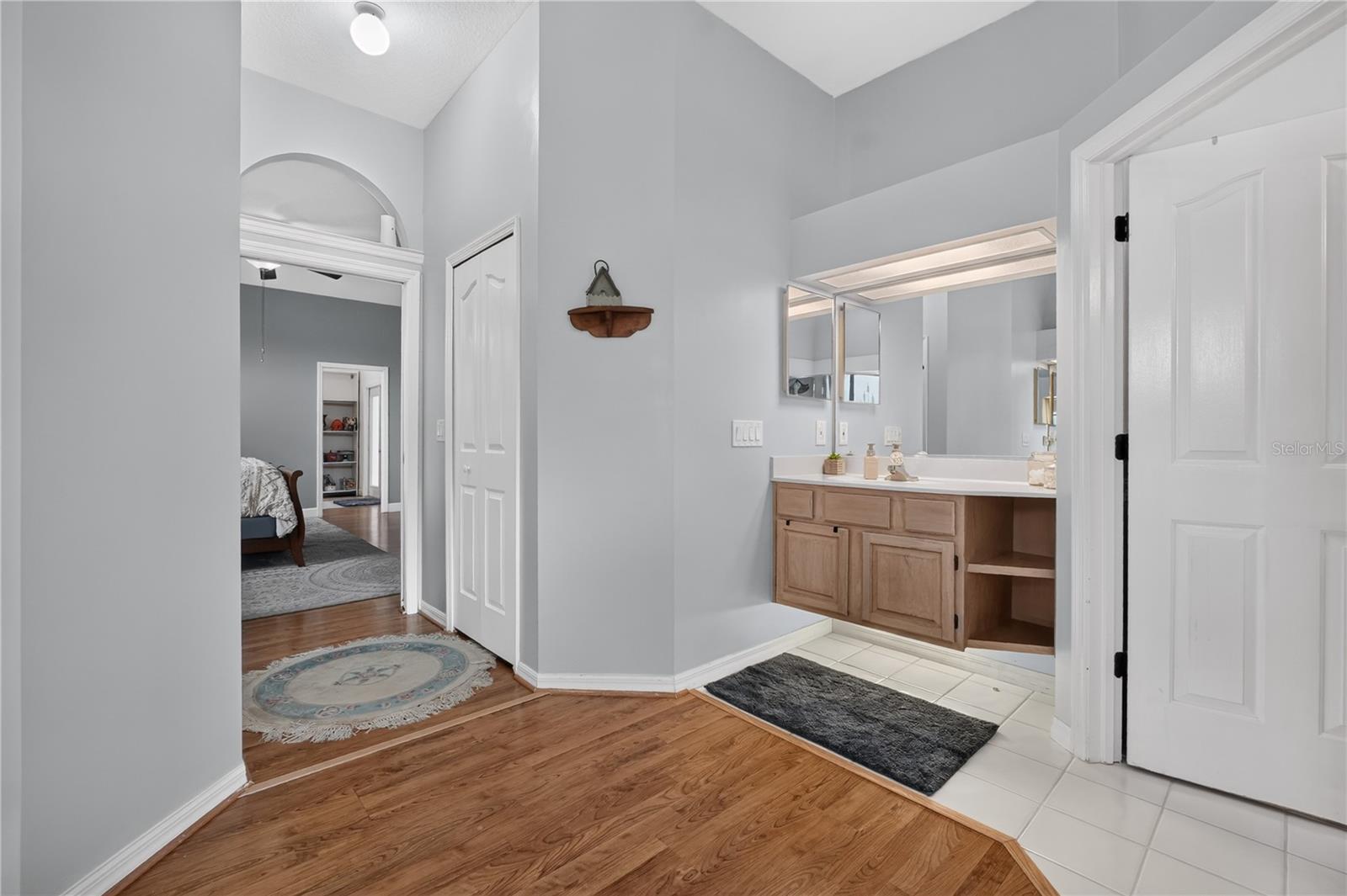 CRYSTAL LAKE ESTATES - Residential