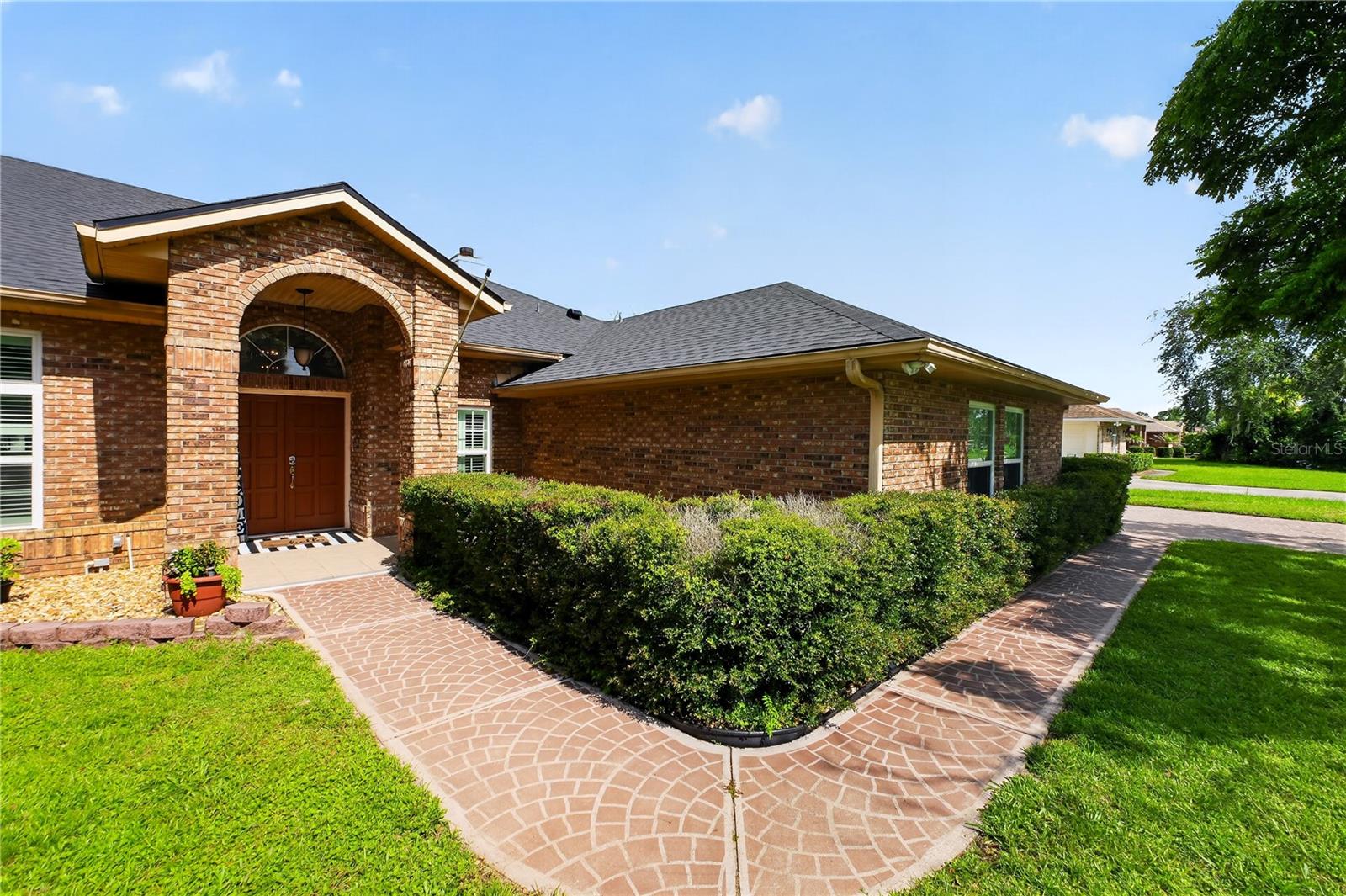 CRYSTAL LAKE ESTATES - Residential