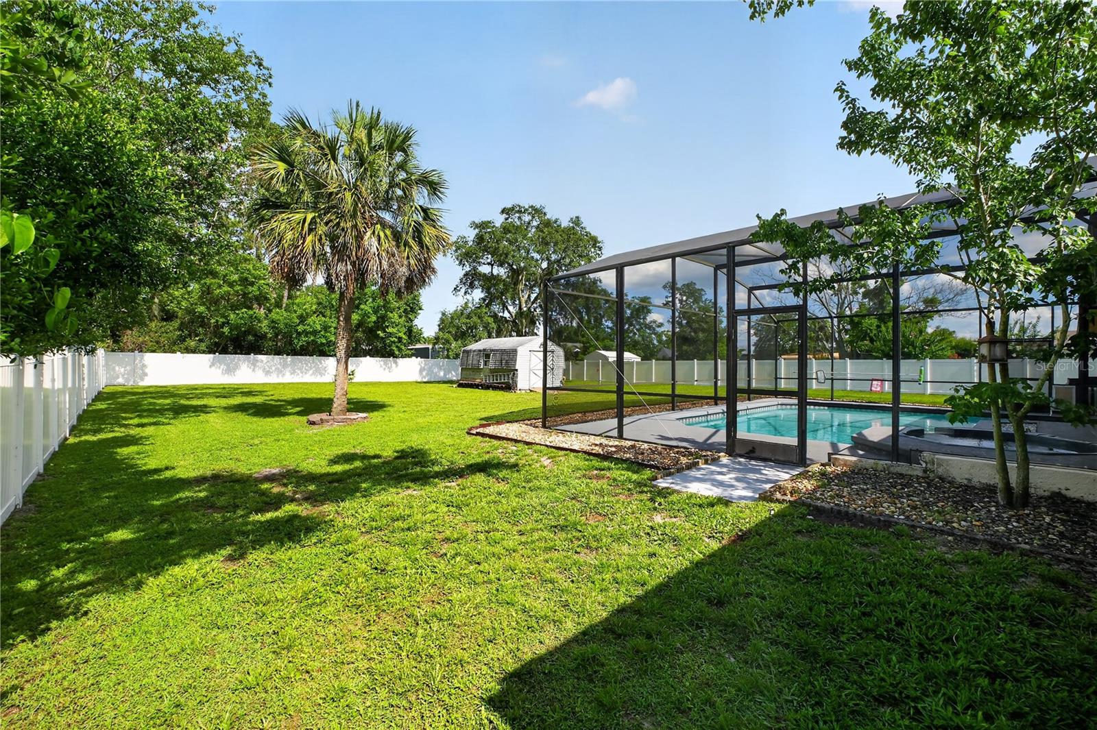 CRYSTAL LAKE ESTATES - Residential