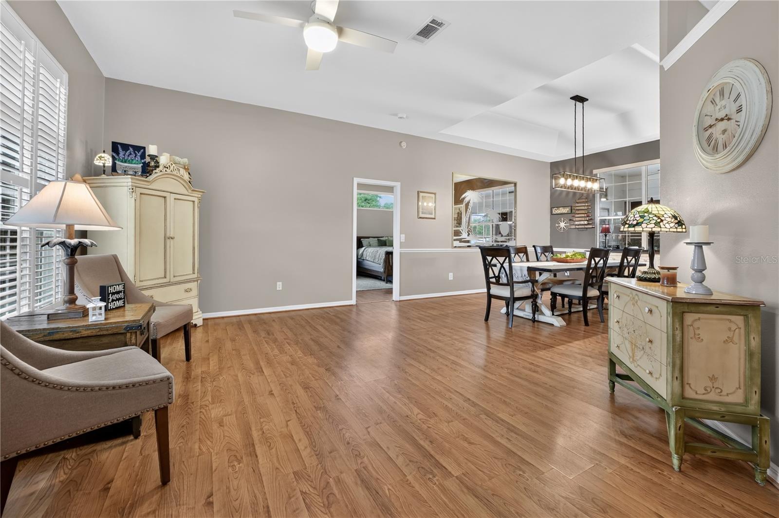 CRYSTAL LAKE ESTATES - Residential