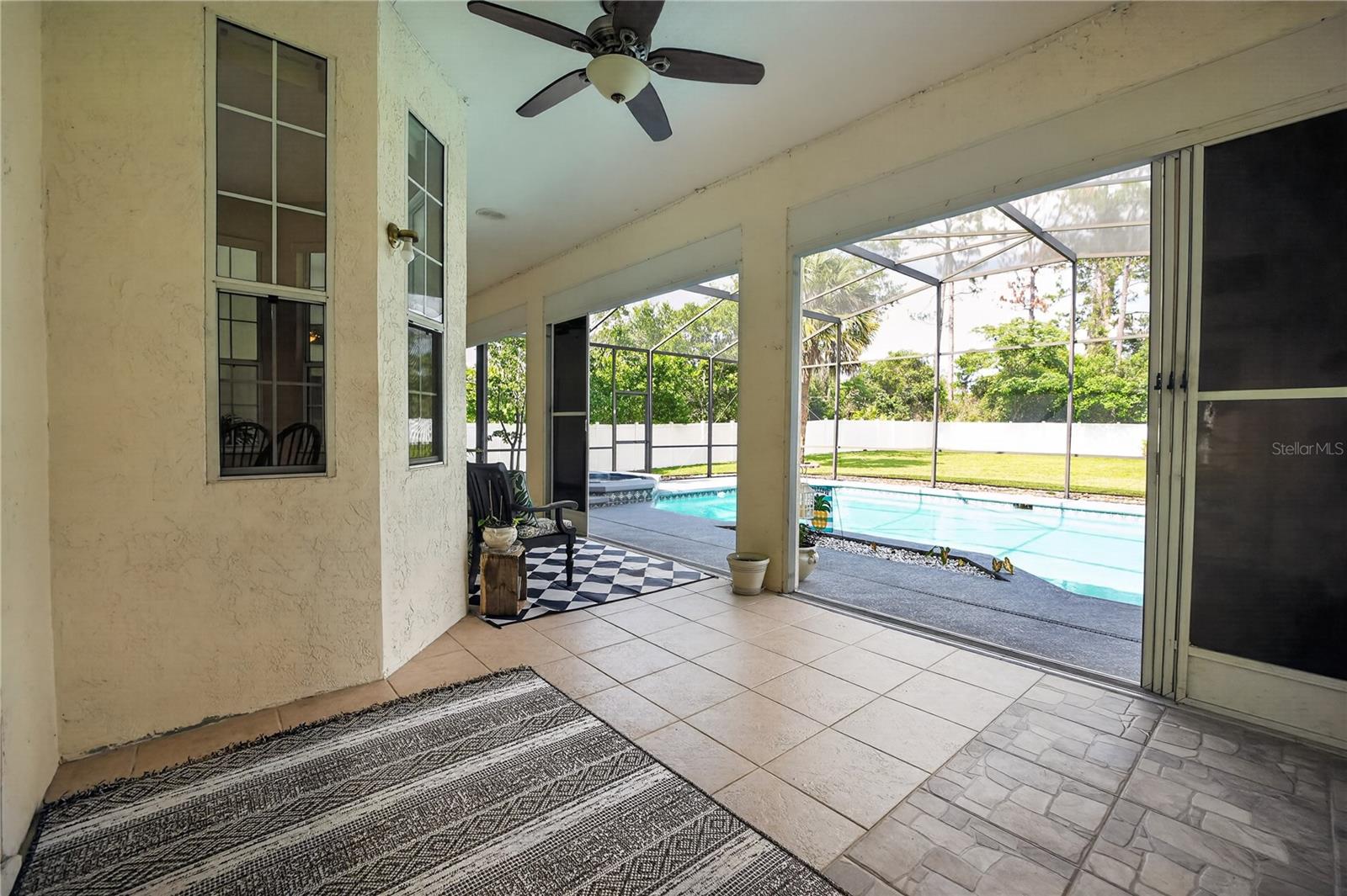 CRYSTAL LAKE ESTATES - Residential