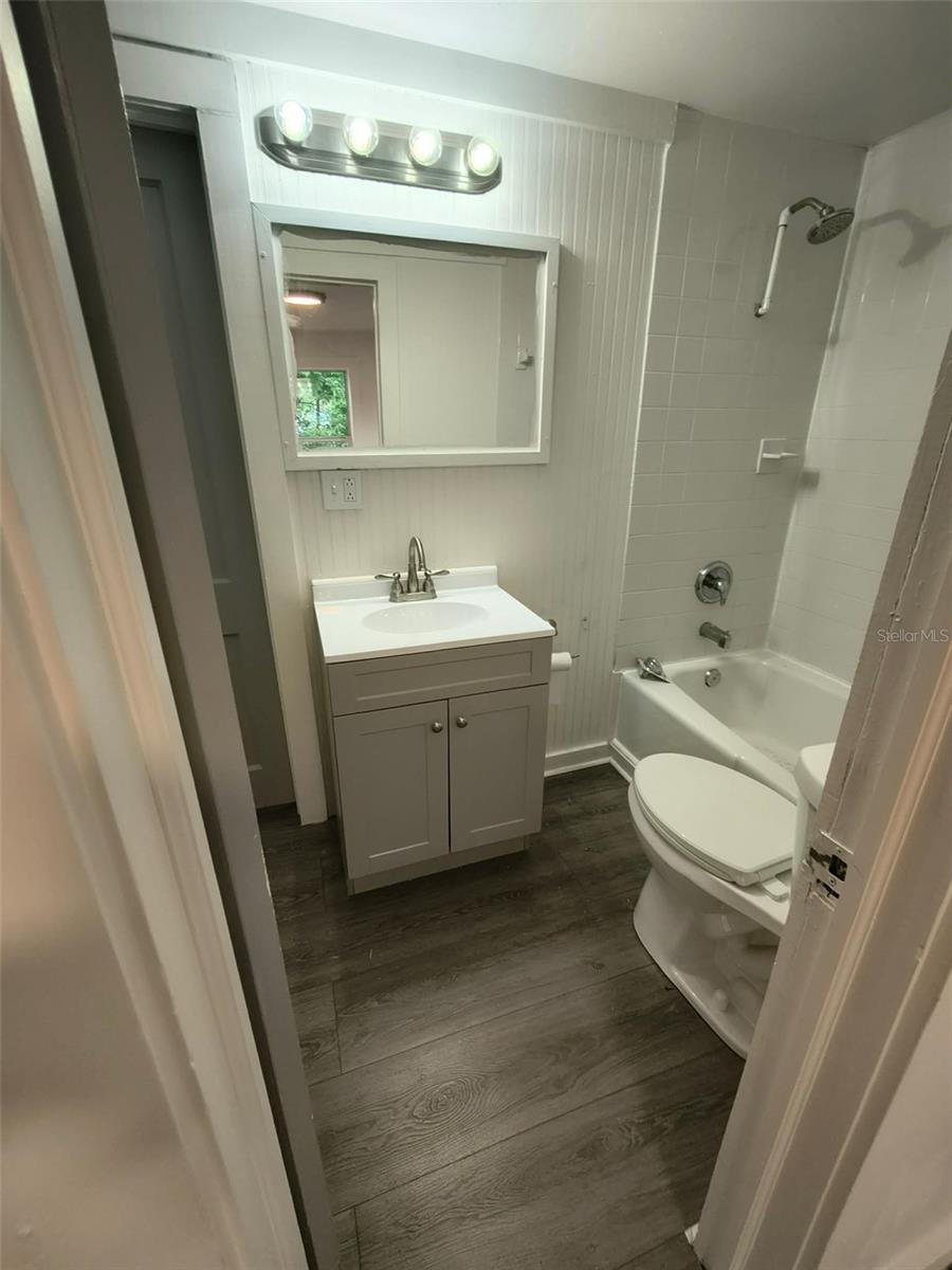 LAKE STANDISH HEIGHTS - Residential Lease