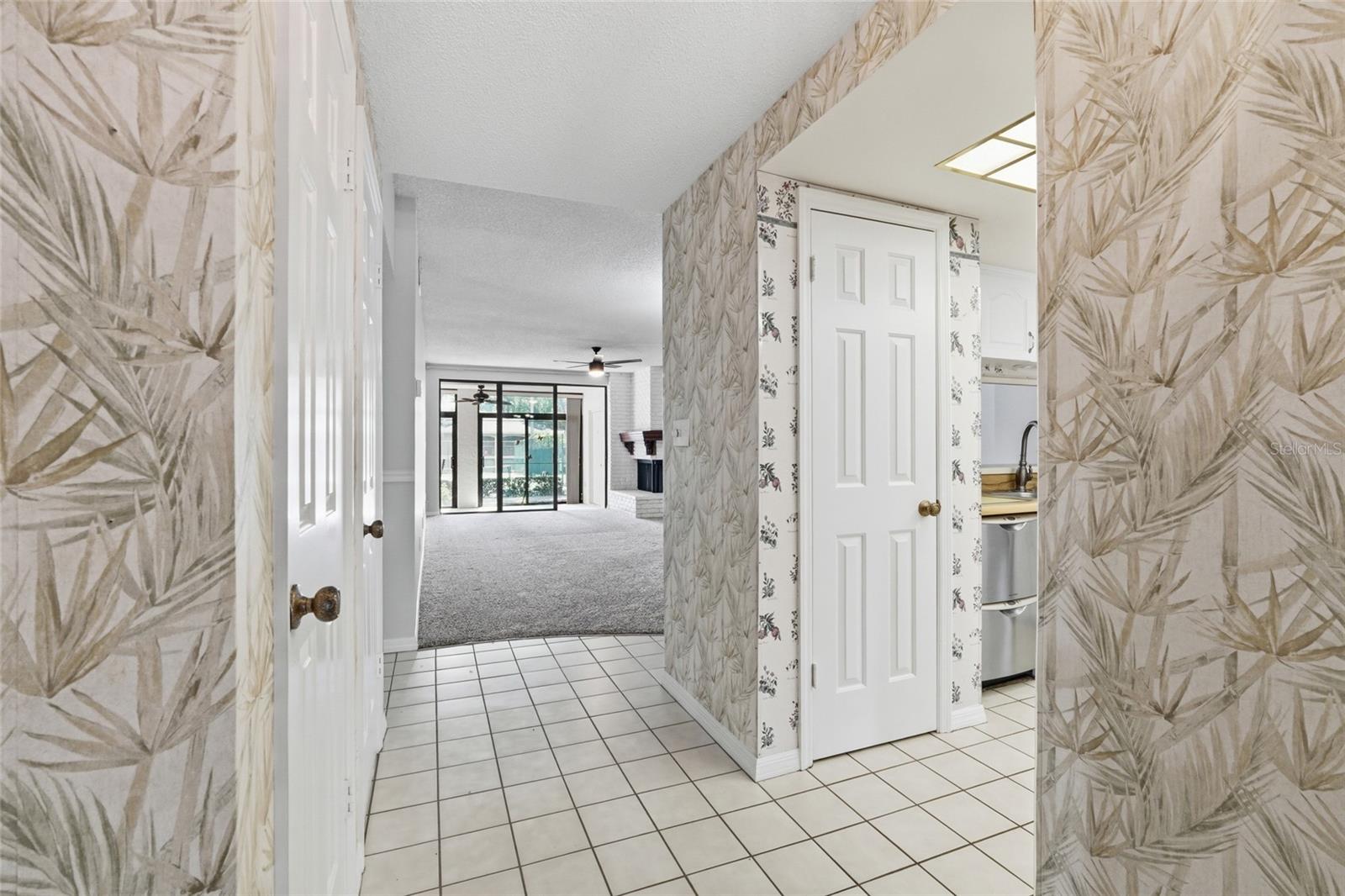 KENSINGTON PARK PH 3 A CONDO - Residential