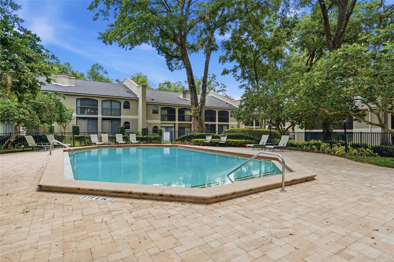 KENSINGTON PARK PH 3 A CONDO - Residential
