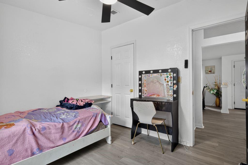 OAK HAMMOCK ESTATES - Residential