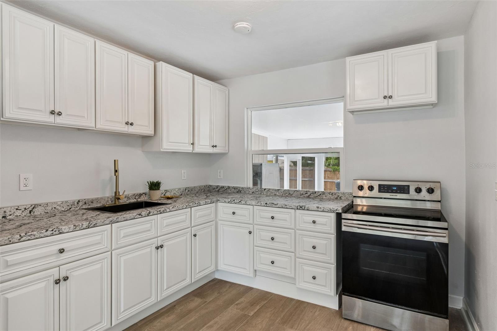 ARDMORE PLACE REP - Residential