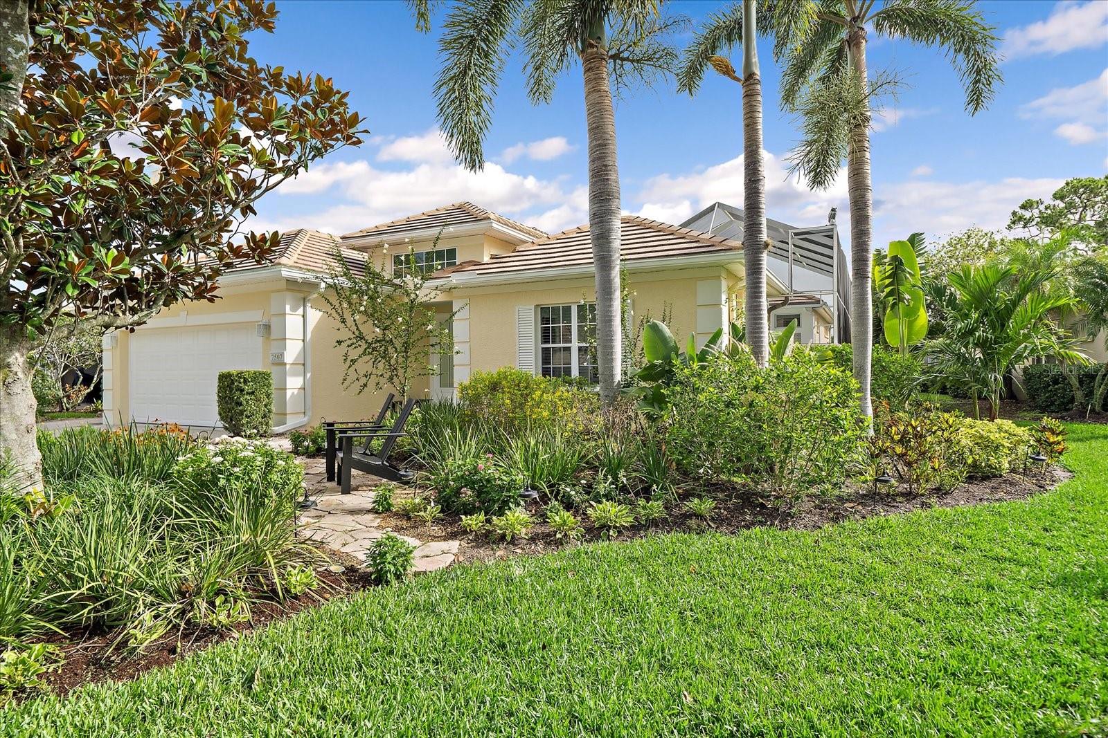 UNIVERSITY PARK GOLF AND COUNTRY CLUB - Residential