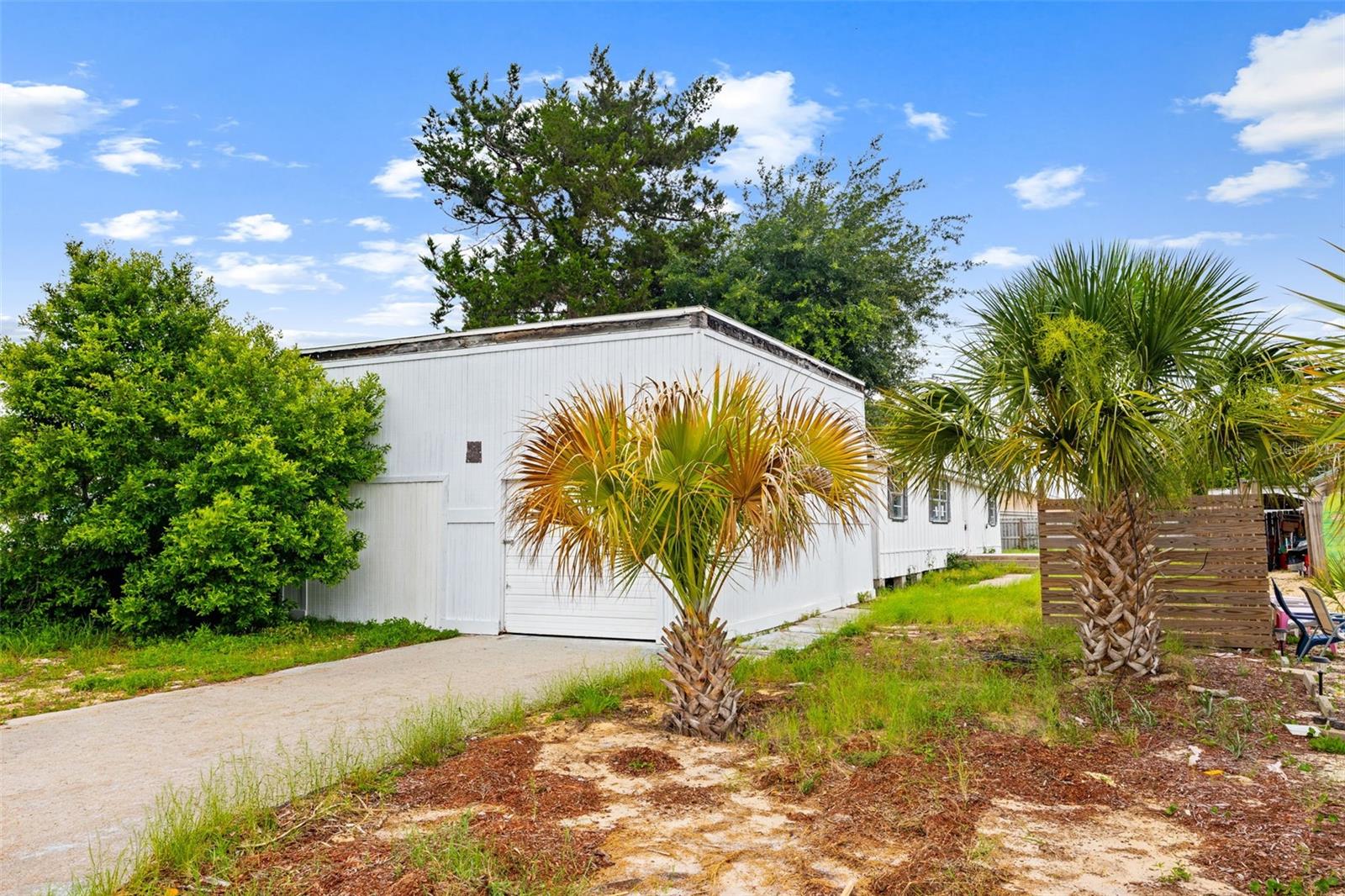 RIVIERA BEACH - Residential