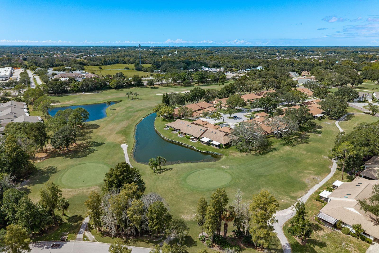 GOLF VIEW VILLAS CONDO 01 - Residential