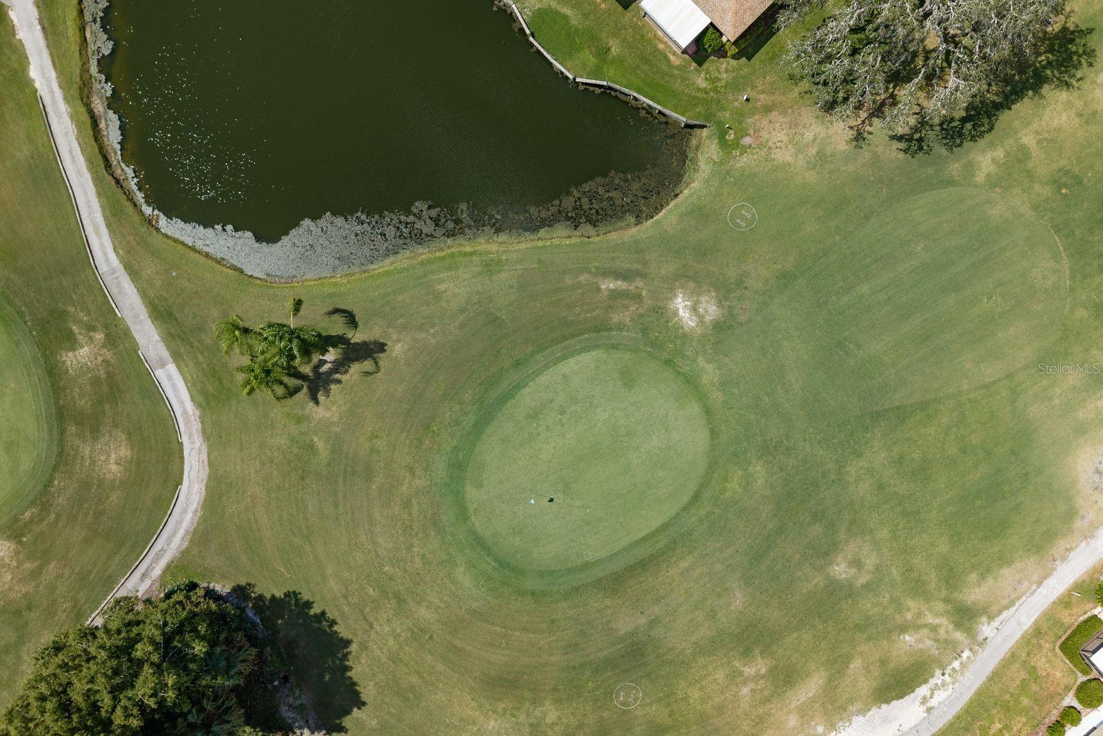 GOLF VIEW VILLAS CONDO 01 - Residential