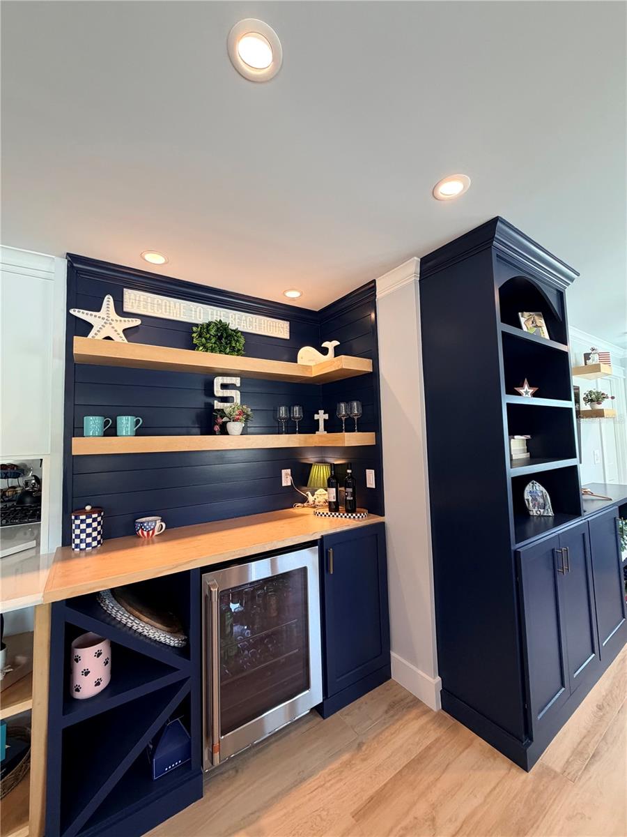 BELLE VISTA SHORES - Residential