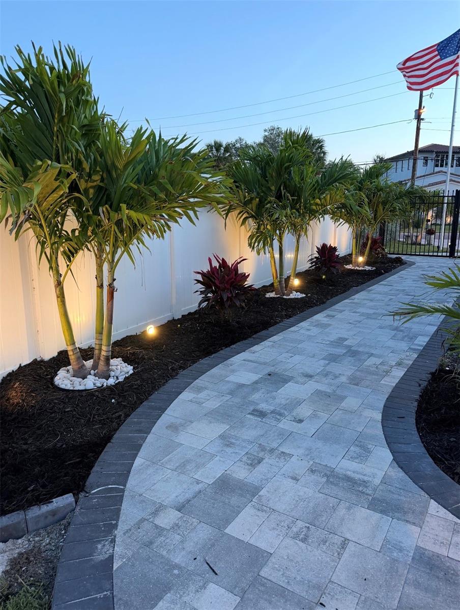 BELLE VISTA SHORES - Residential