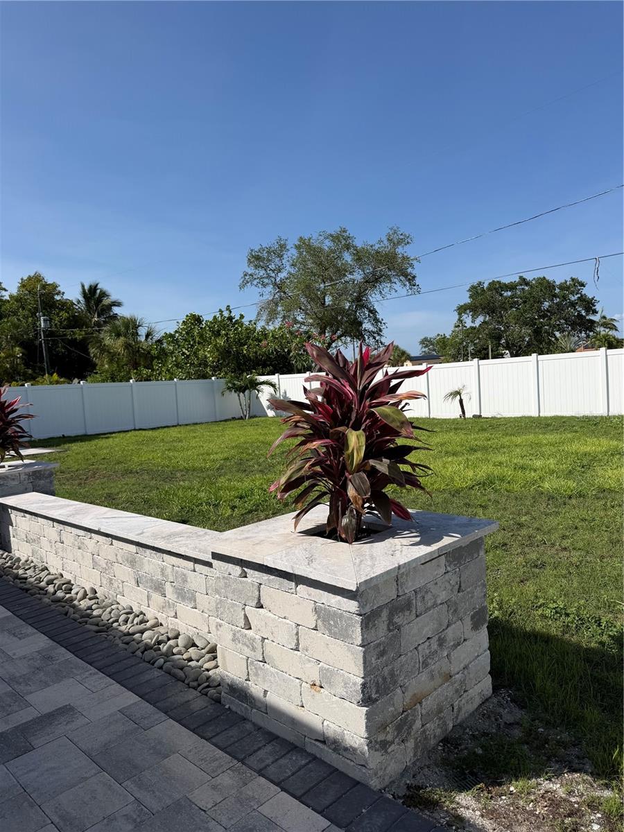 BELLE VISTA SHORES - Residential