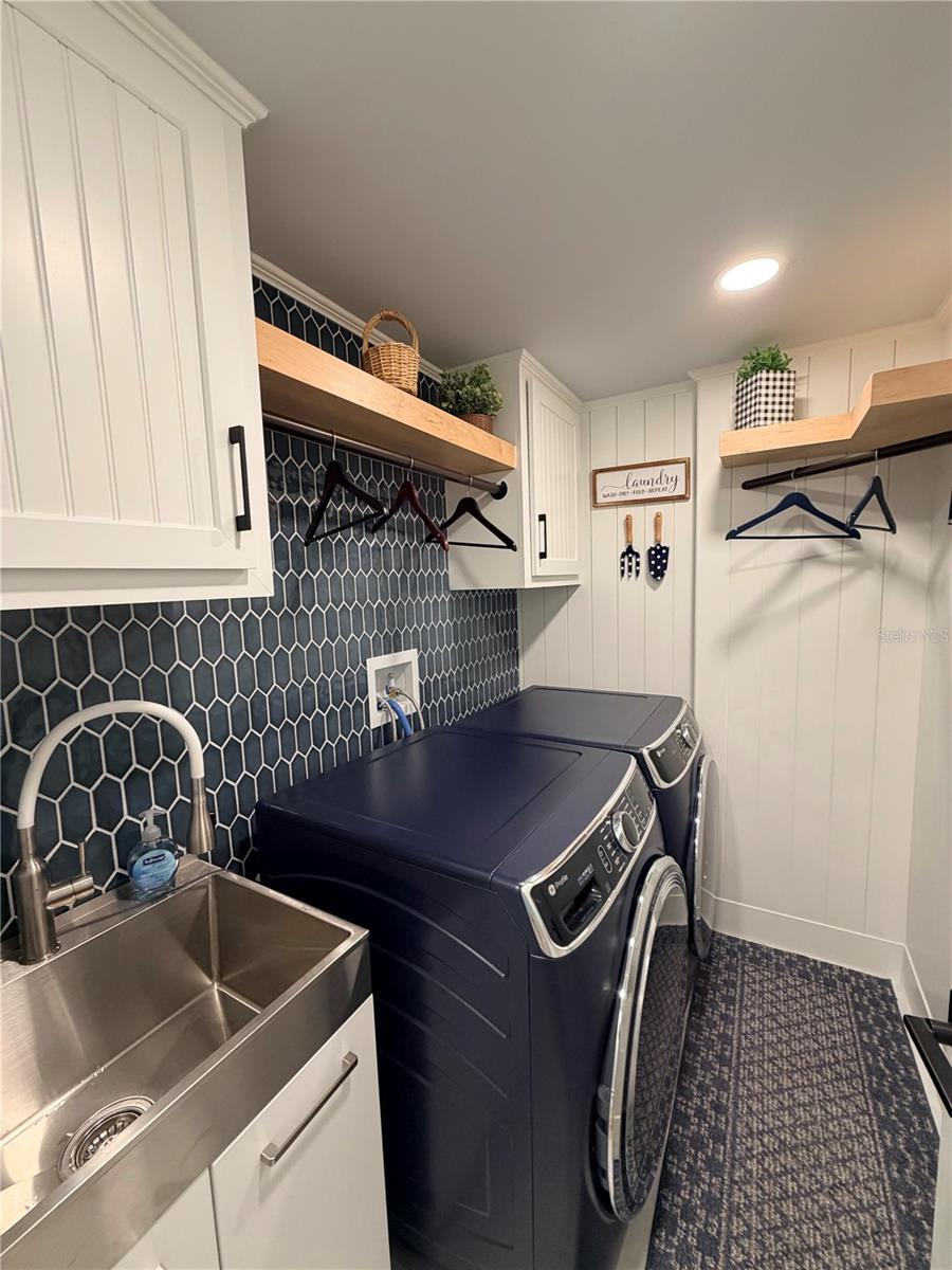 BELLE VISTA SHORES - Residential