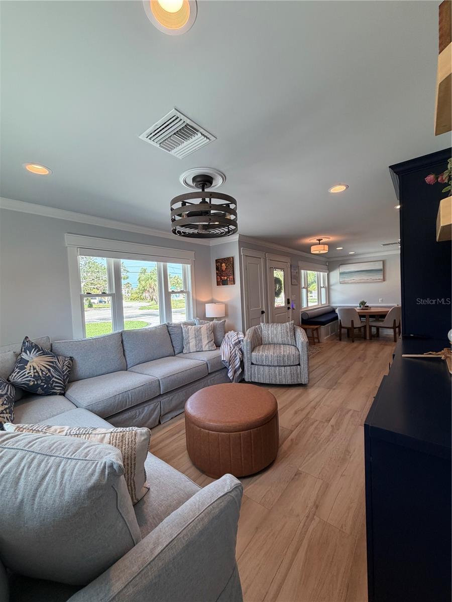 BELLE VISTA SHORES - Residential