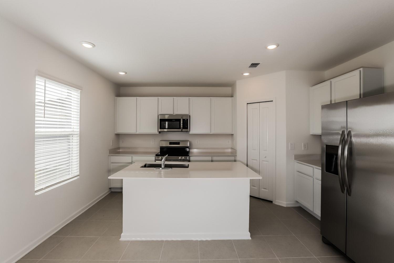 HUNT CLUB/LK WALES PH 1 - Residential Lease