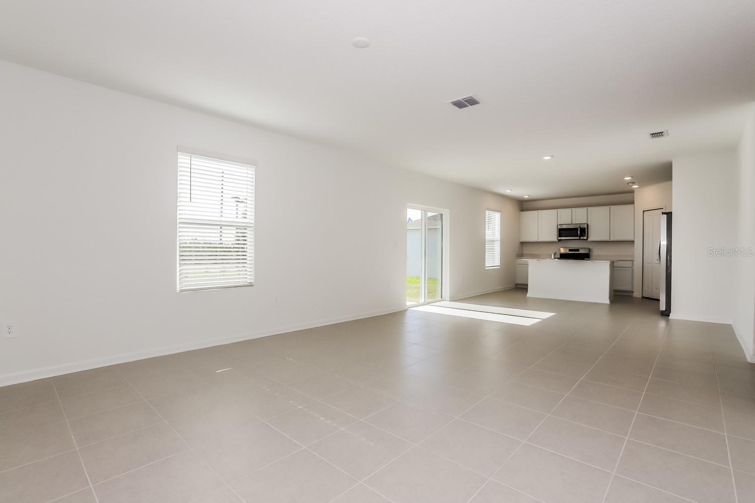 HUNT CLUB/LK WALES PH 1 - Residential Lease