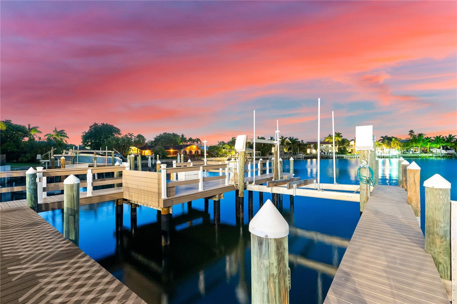 BELLE ISLE - Residential