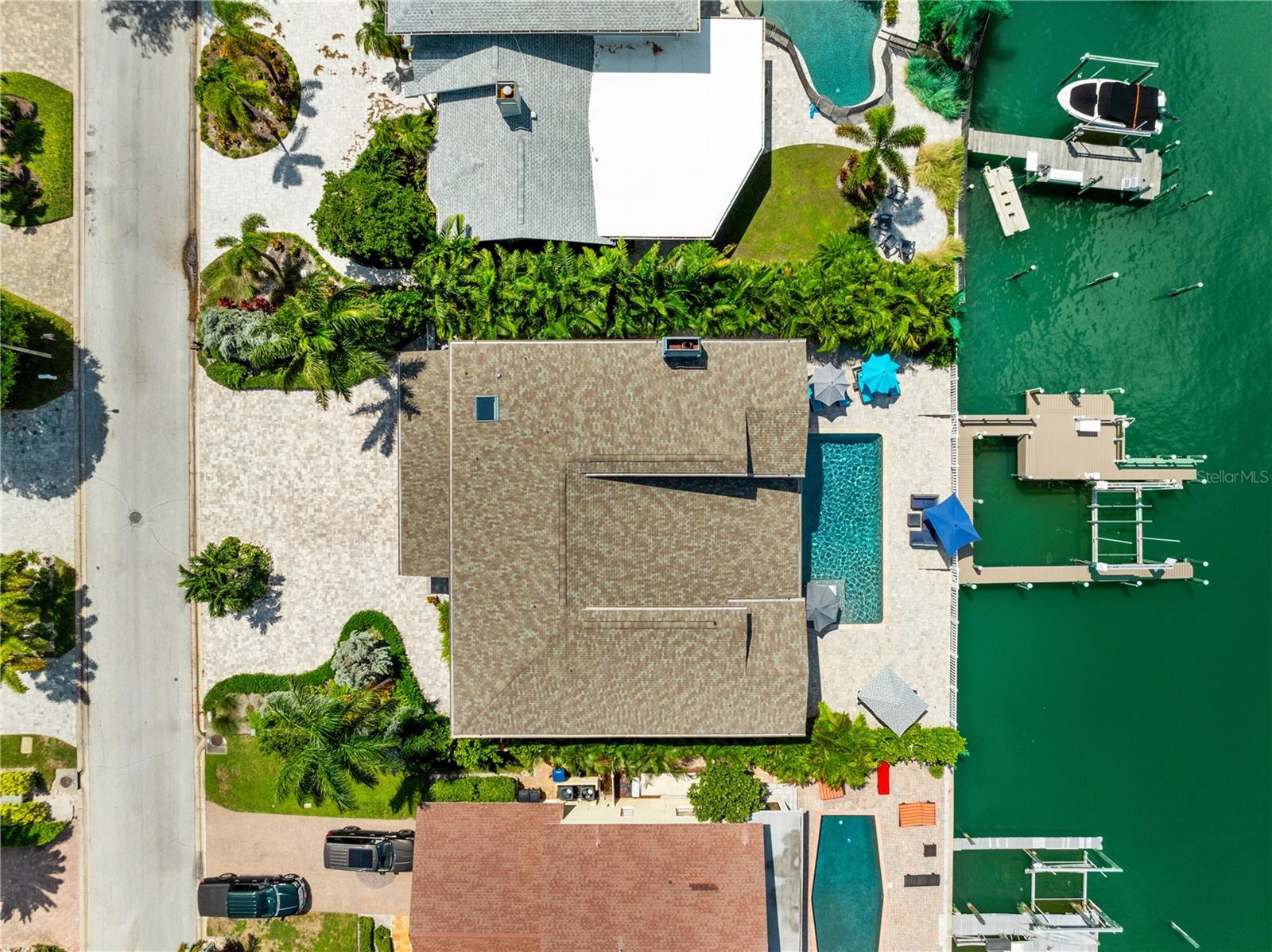 BELLE ISLE - Residential
