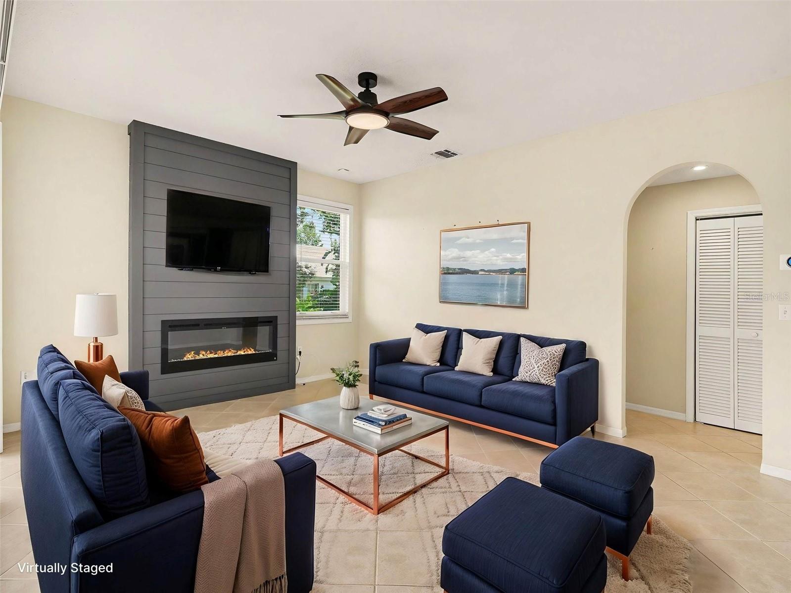 PALM WEST - Residential