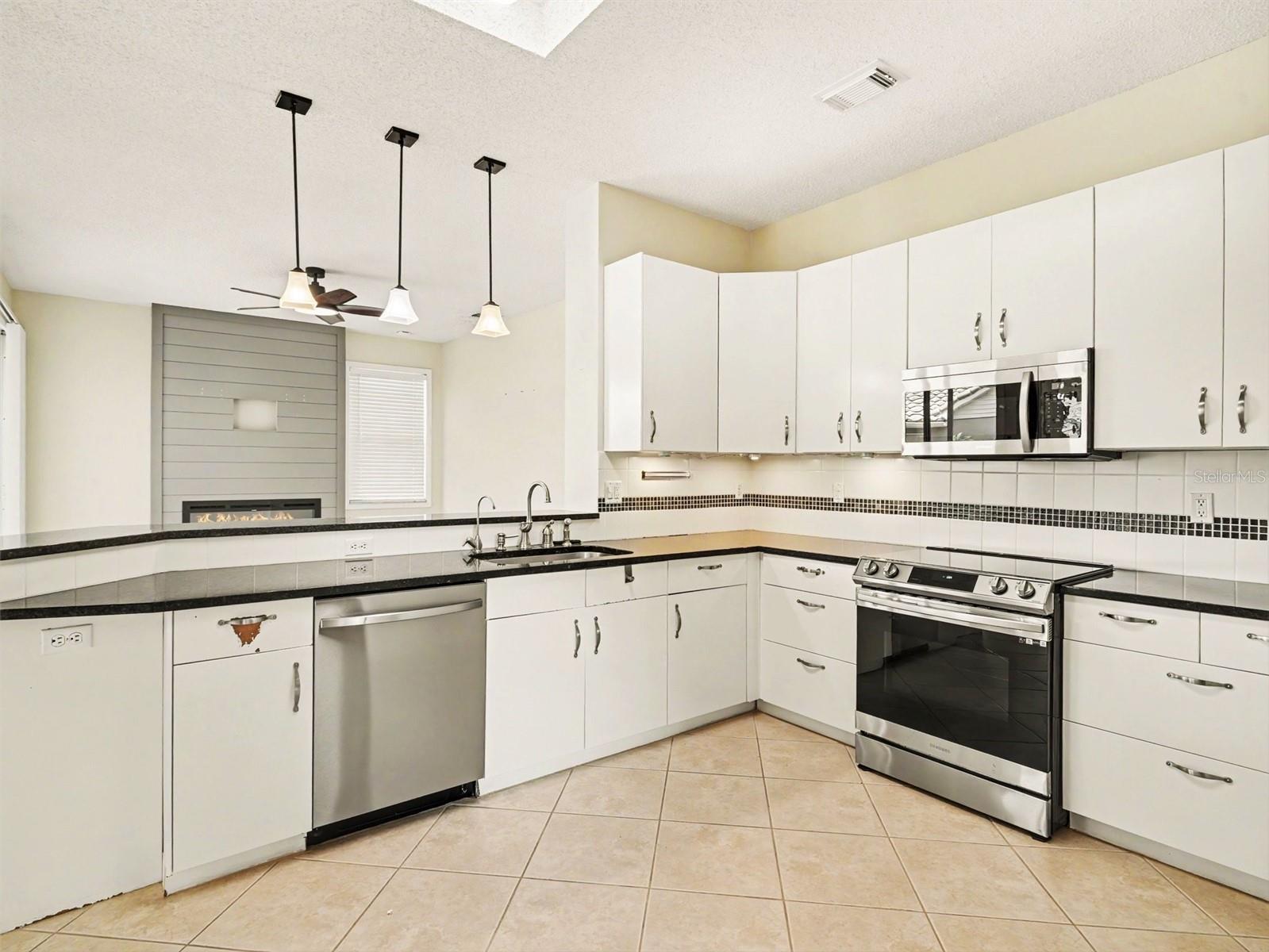 PALM WEST - Residential