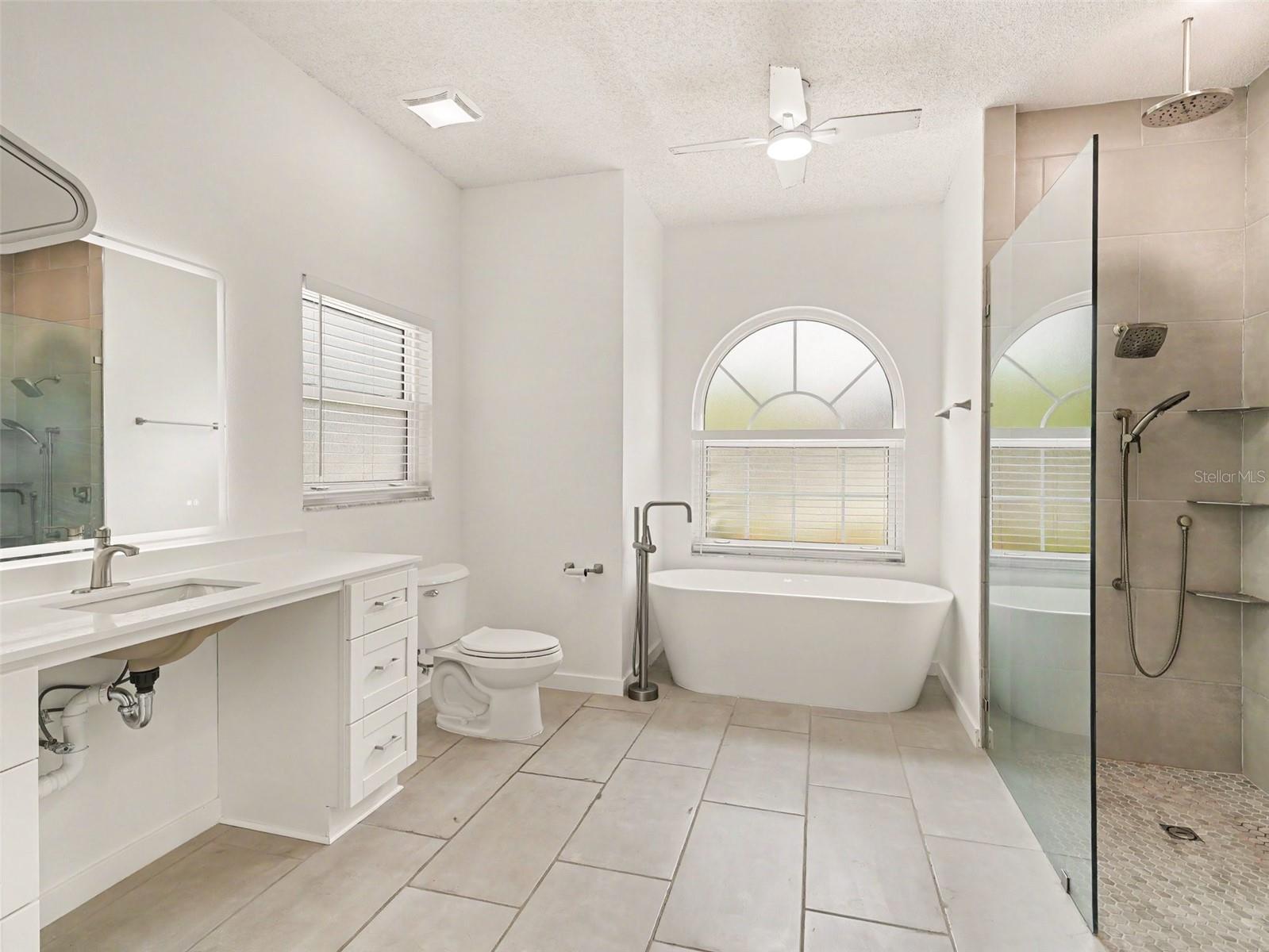 PALM WEST - Residential
