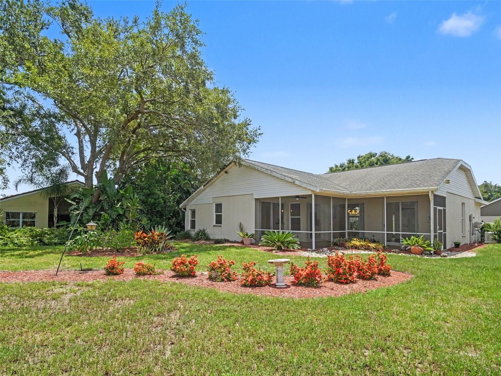 PALM WEST - Residential