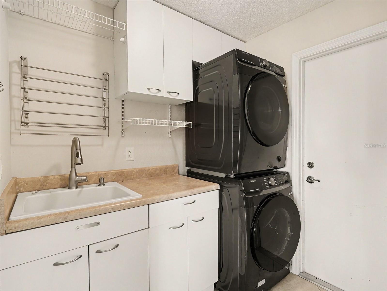PALM WEST - Residential