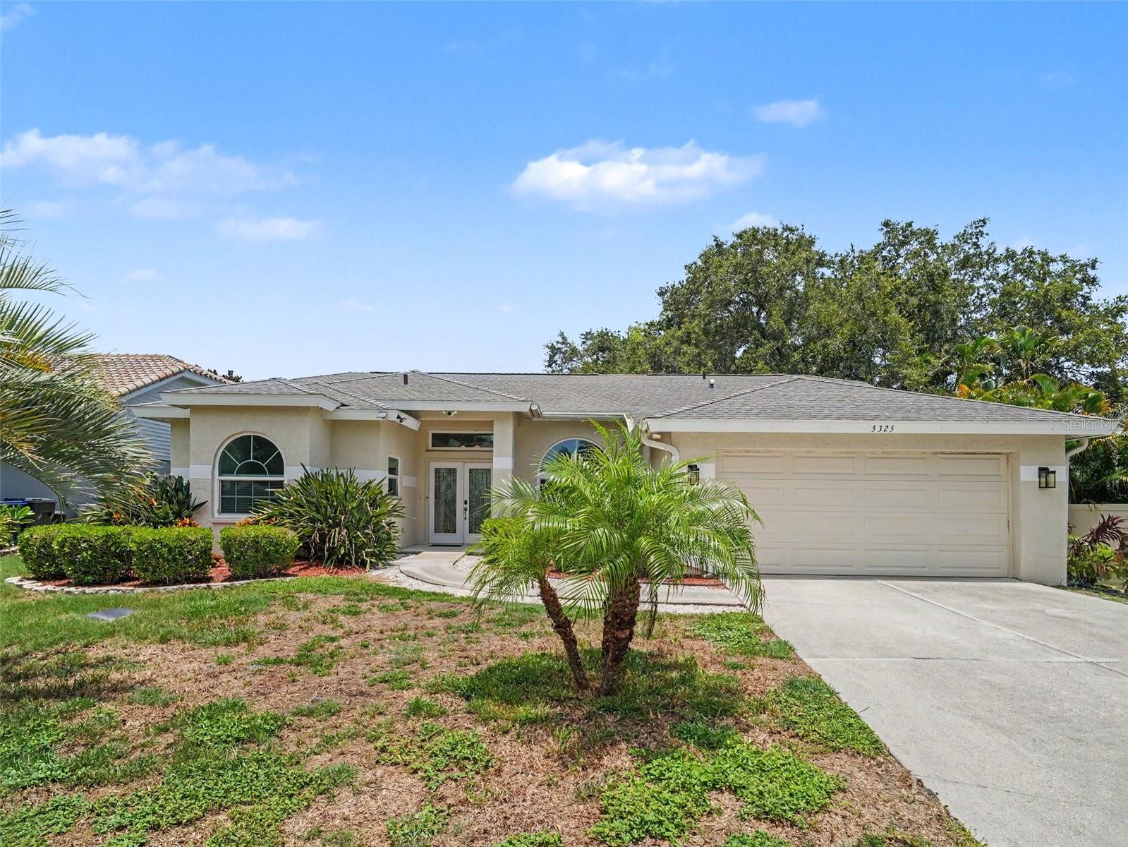 PALM WEST - Residential