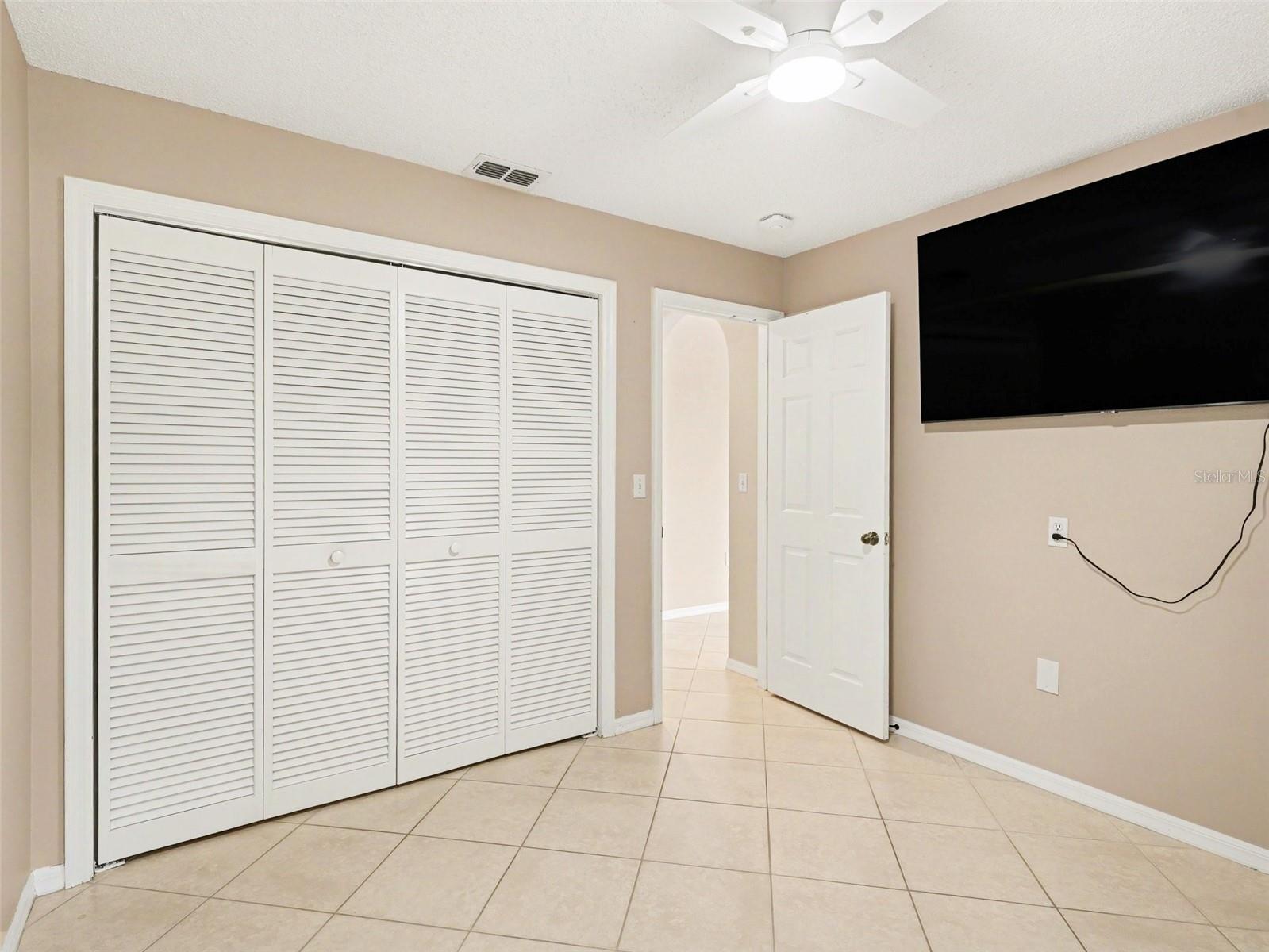 PALM WEST - Residential