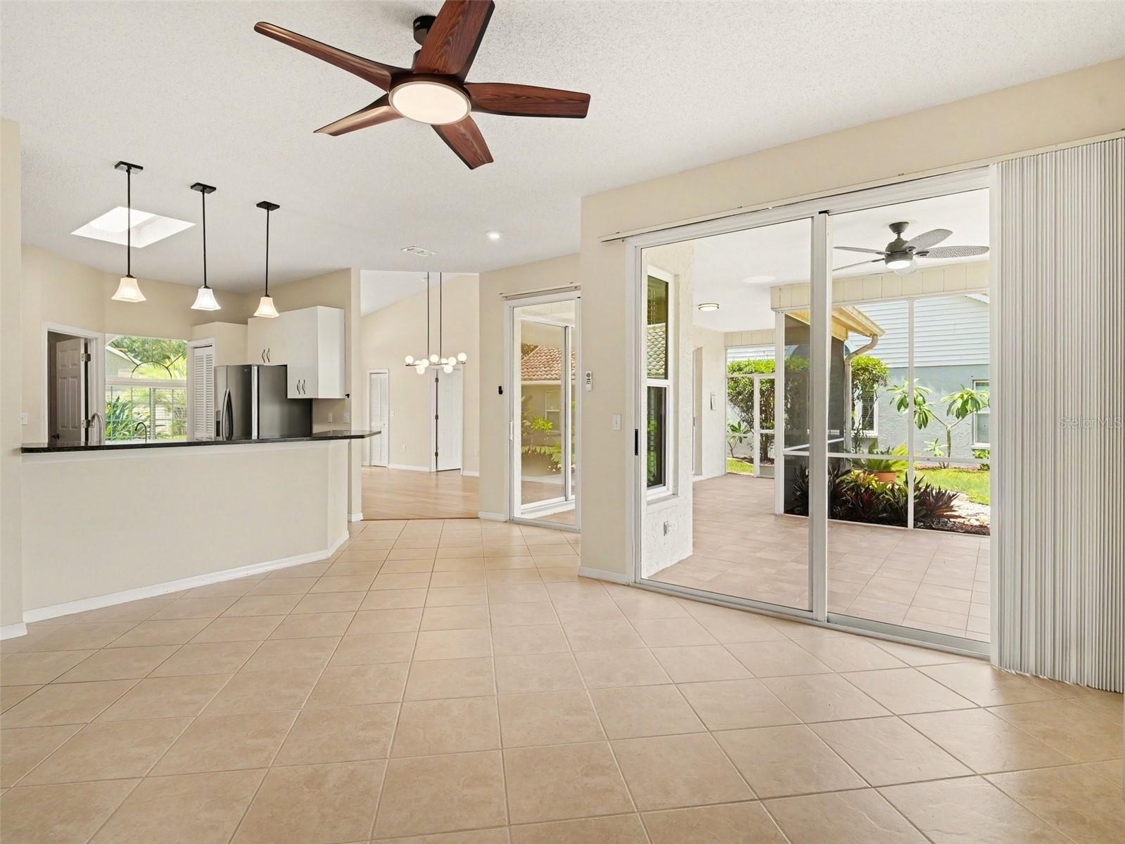 PALM WEST - Residential