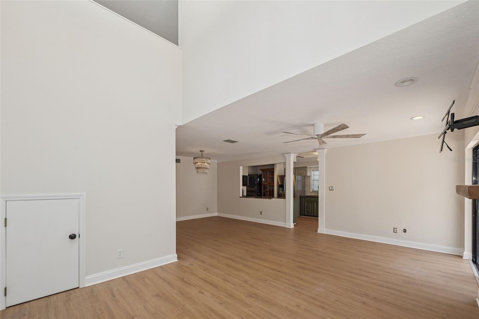 BRETTON WOODS AT WESTSHORE A CONDOMINIUM - Residential