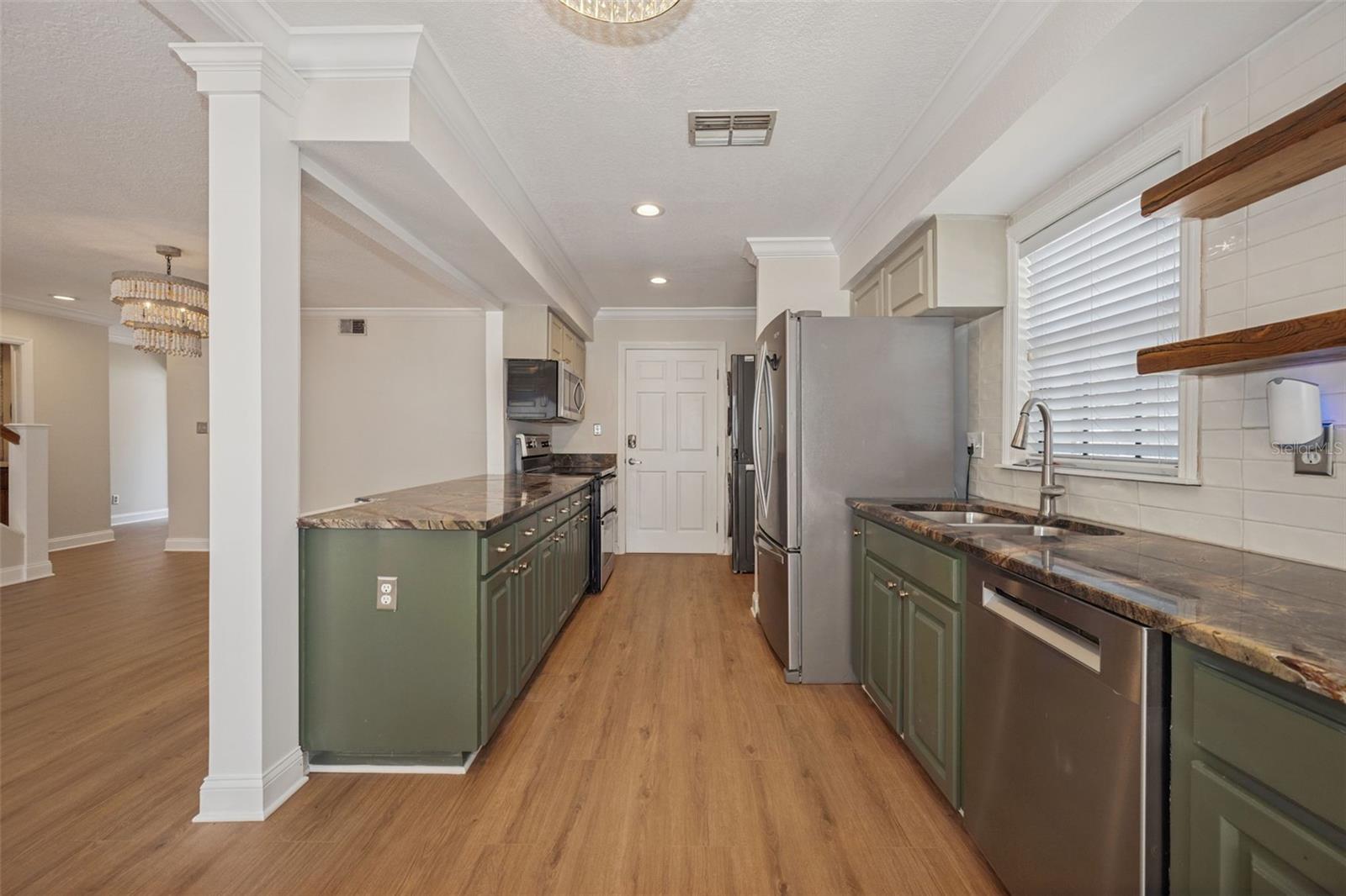 BRETTON WOODS AT WESTSHORE A CONDOMINIUM - Residential