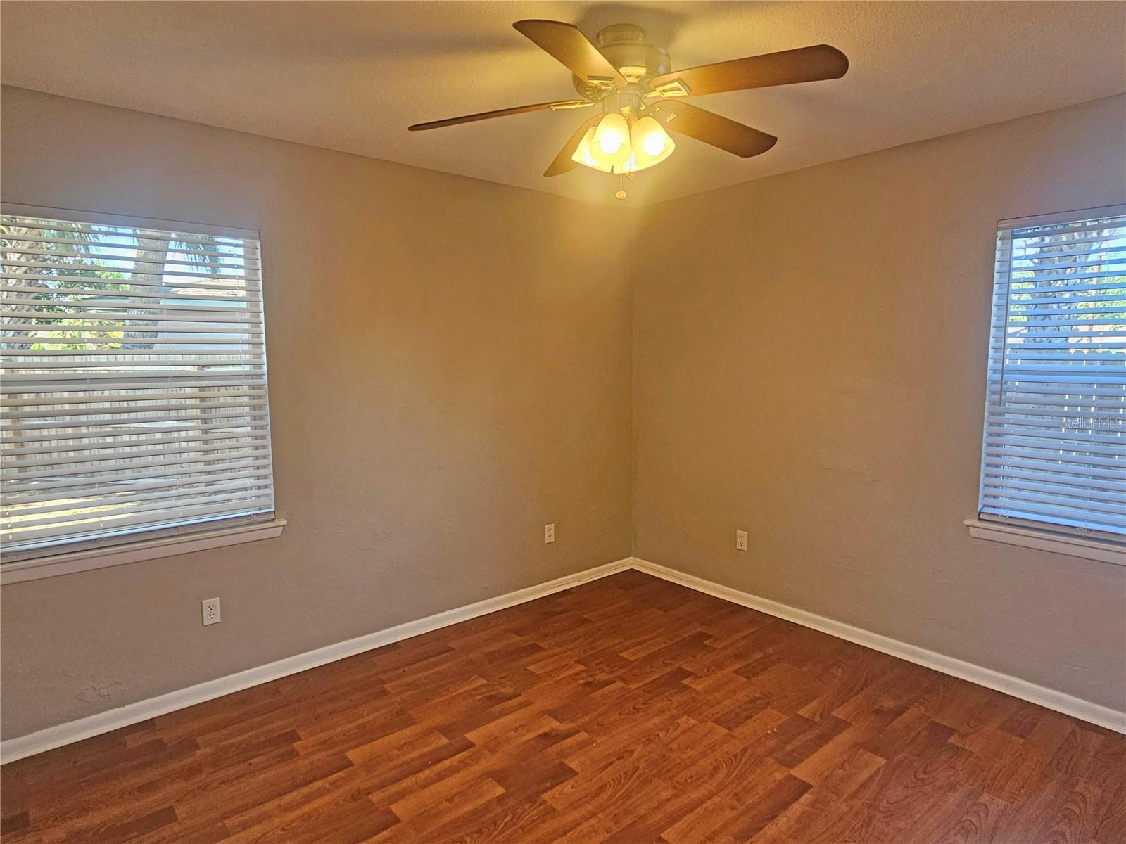 LAKE SARASOTA - Residential