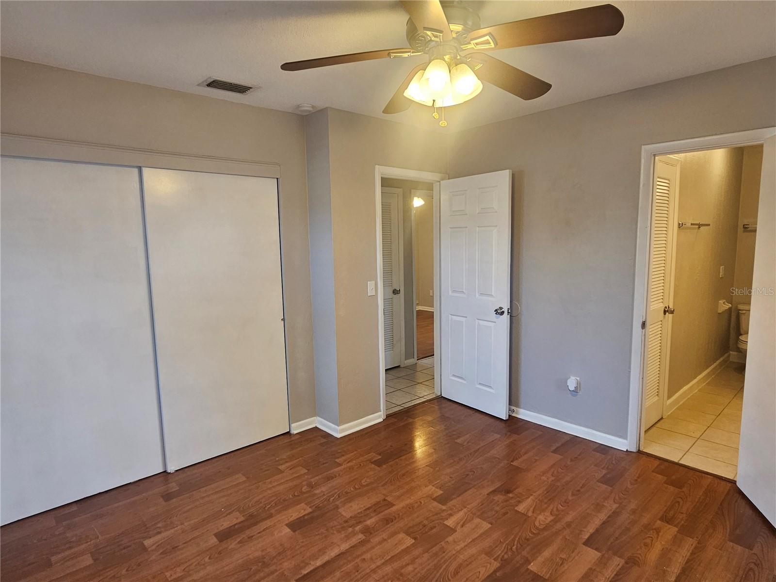 LAKE SARASOTA - Residential