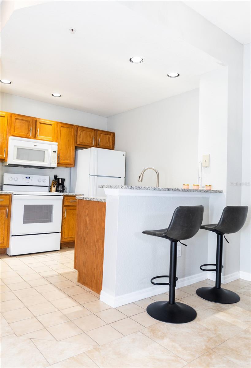 VENETIAN BAY VILLAGE CONDO PH 2 - Residential Lease