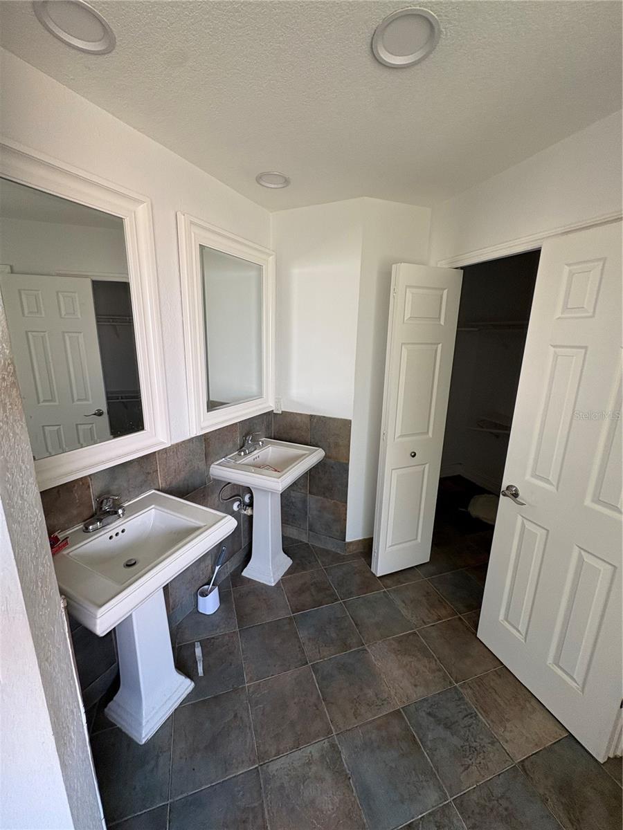 PUNTA GORDA ISLES SEC 18 - Residential