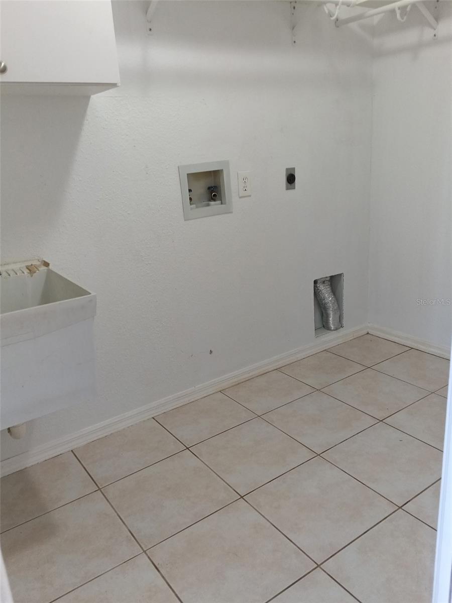 PUNTA GORDA ISLES SEC 18 - Residential